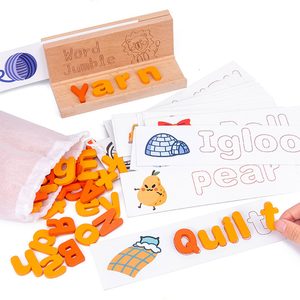 Cuvânt puzzle, cuvânt de învățare joc de lemn cu cărți în limba engleză