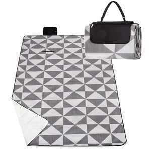 Patura pentru picnic sau plaja, cu folie izolatoare si maner, 180x220cm, gri
